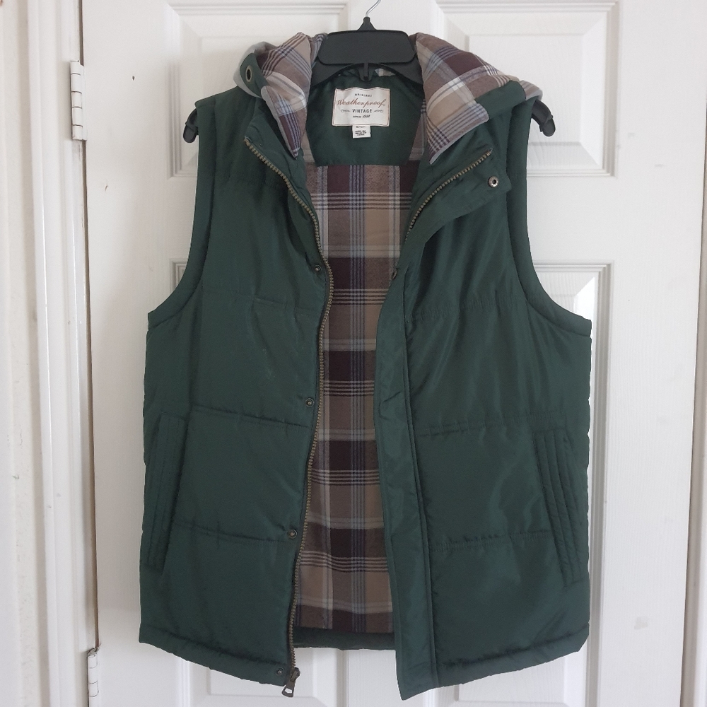 Green Hooded Sleeveless Jacket Small